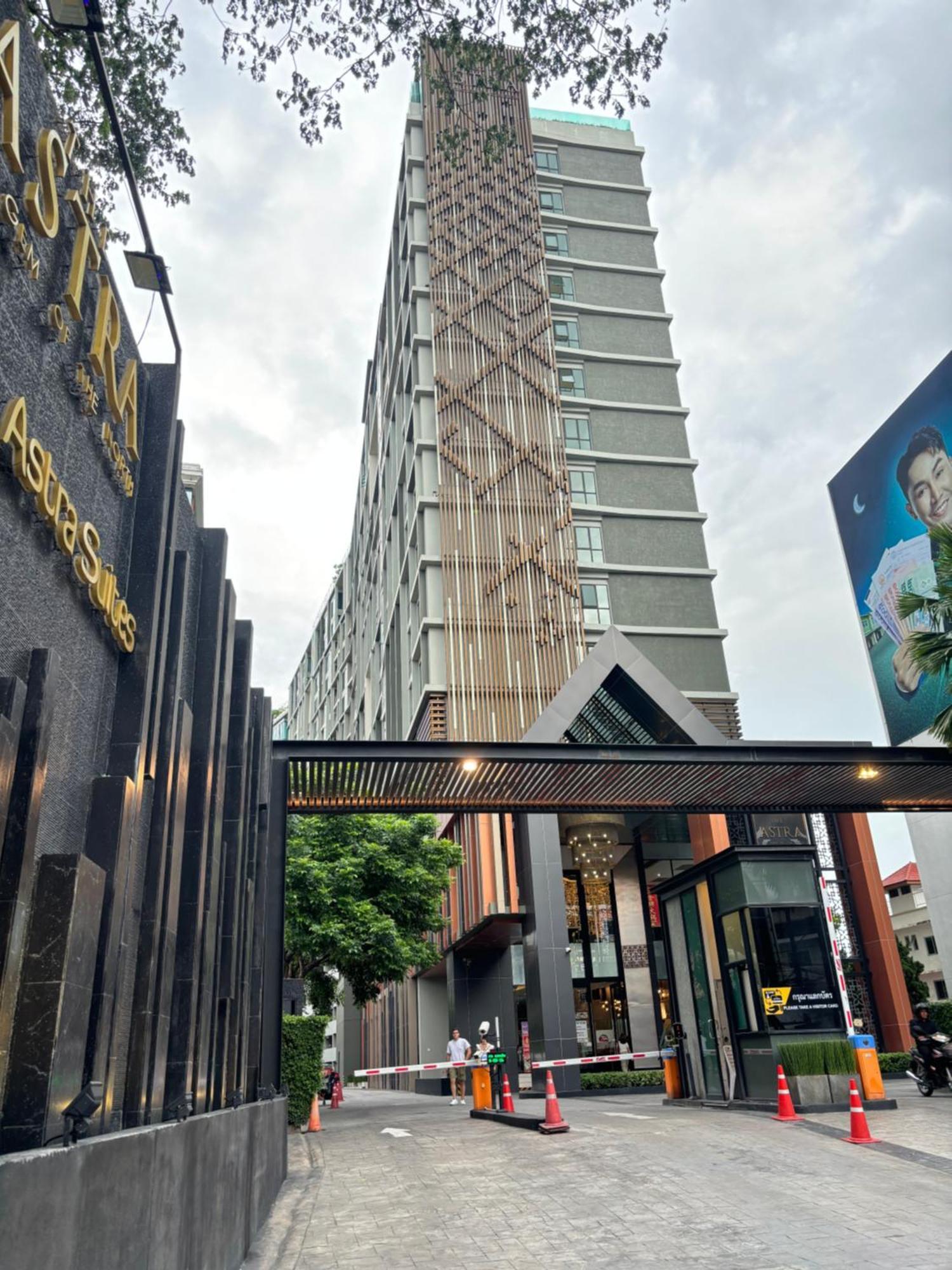 Hotel Astra Bee Friend Chiangmai Chiang Mai Zewnętrze zdjęcie